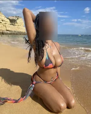 Elena Mira - zdjęcie 1