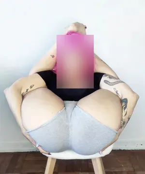 Ariana Ivory - zdjęcie 1