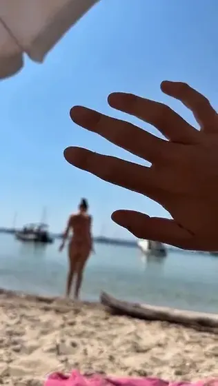 Mia Eden - zdjęcie 1